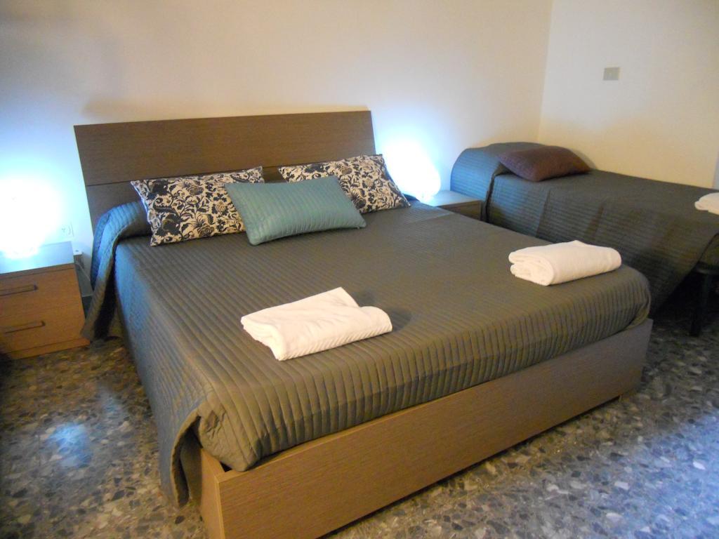 Hotel Aloha Rome 2 Pokoj fotografie
